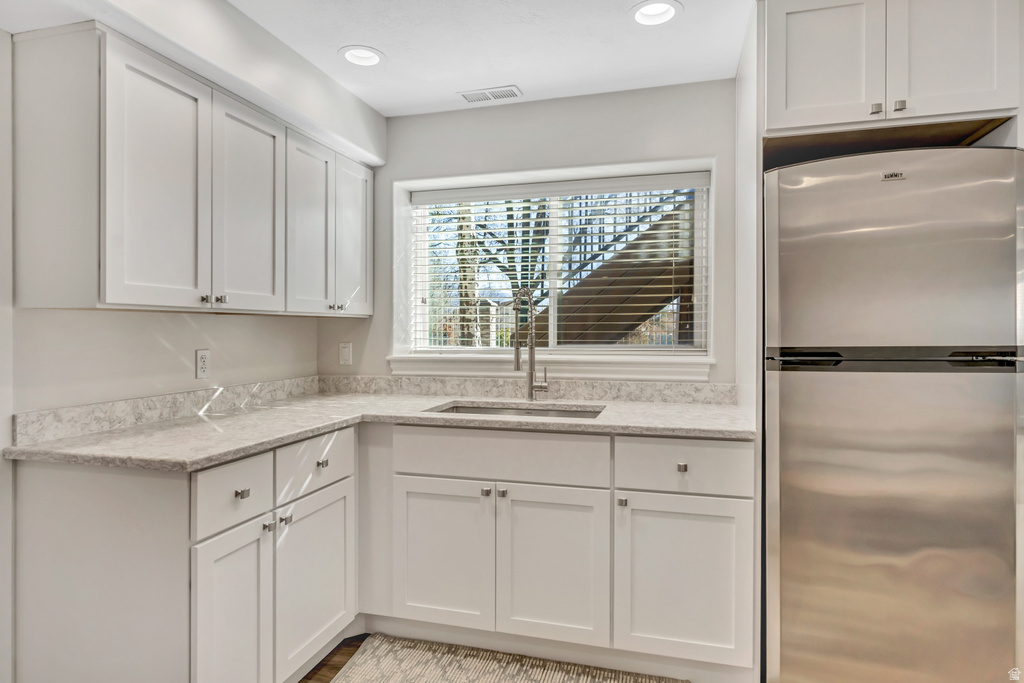 9843 S TEE BOX DR South Jordan, UT 84009