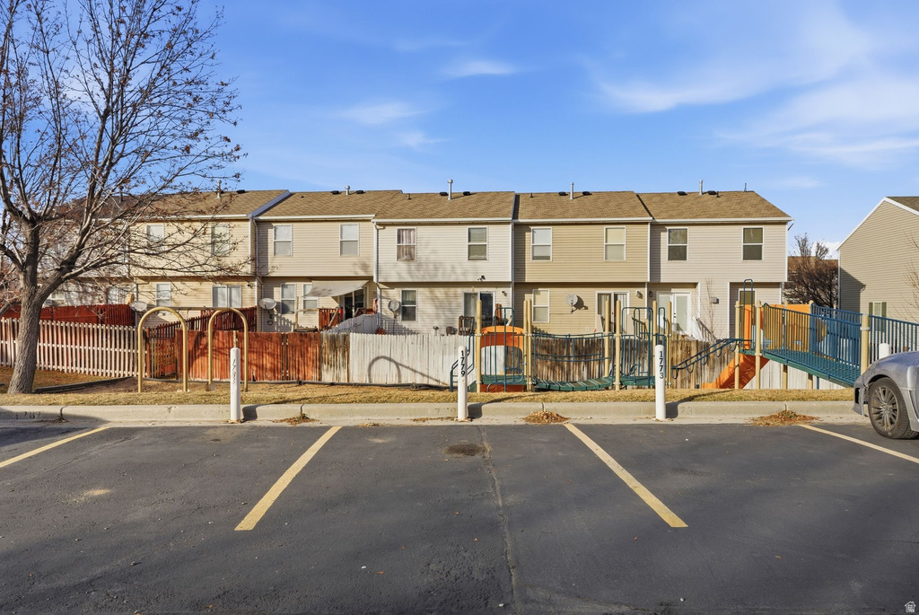 1779 W 5125 S Roy, UT 84067