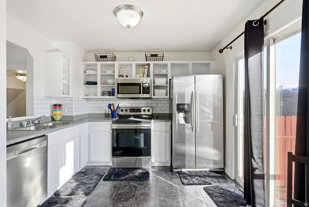 1779 W 5125 S Roy, UT 84067