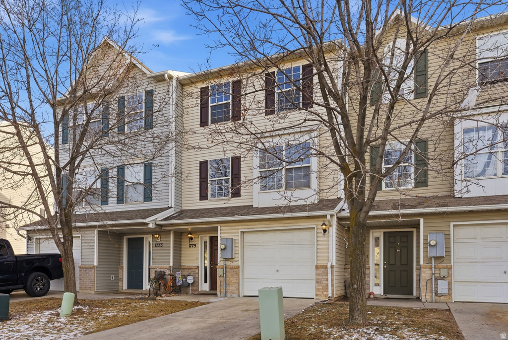 1779 W 5125 S Roy, UT 84067