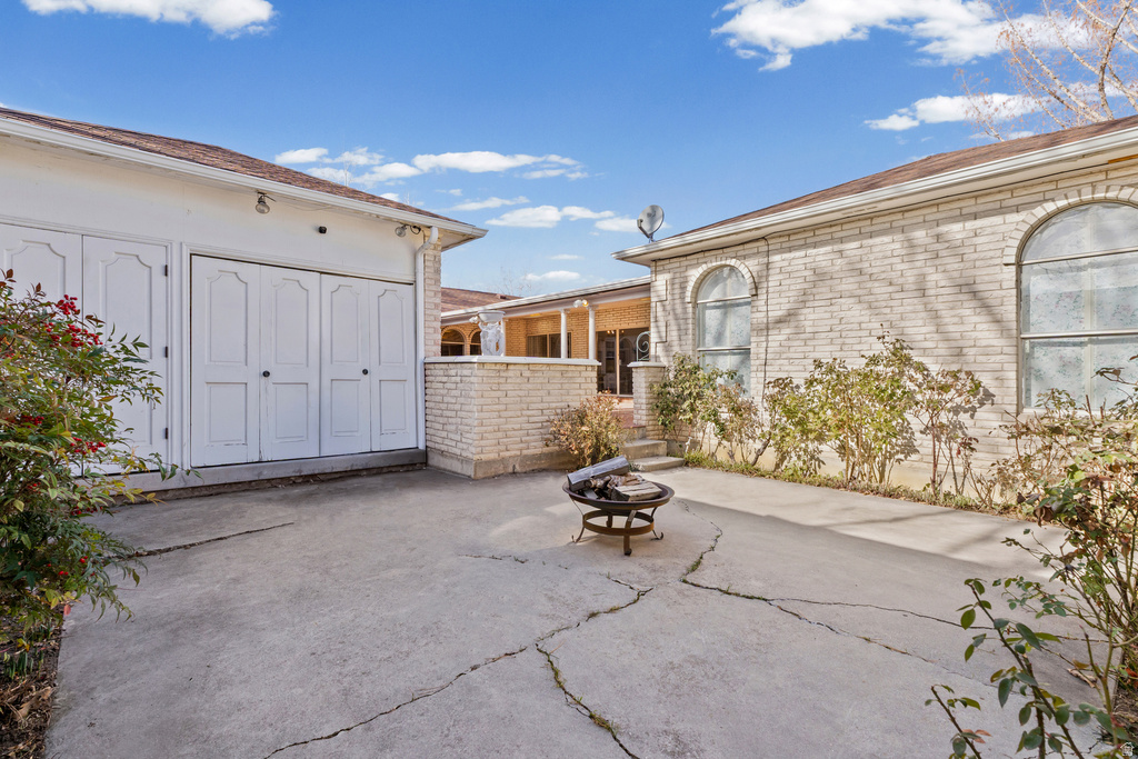 1772 E COUNTRYSIDE DR Millcreek, UT 84106