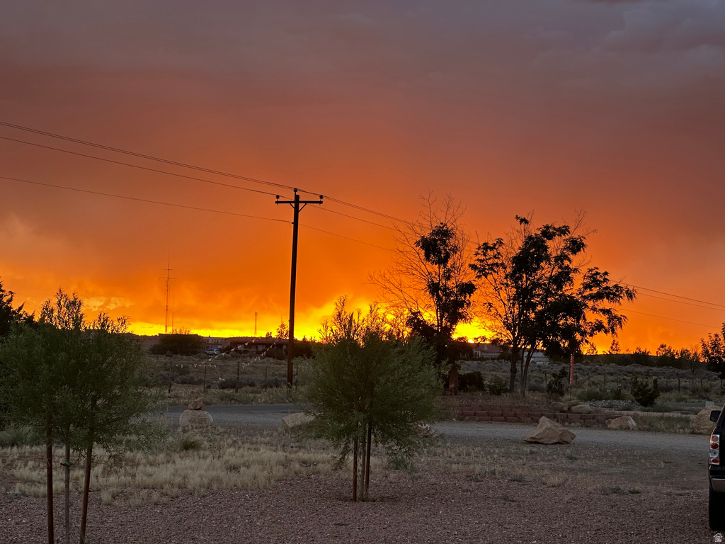 1095 E CANYON DR Big Water, UT 84741