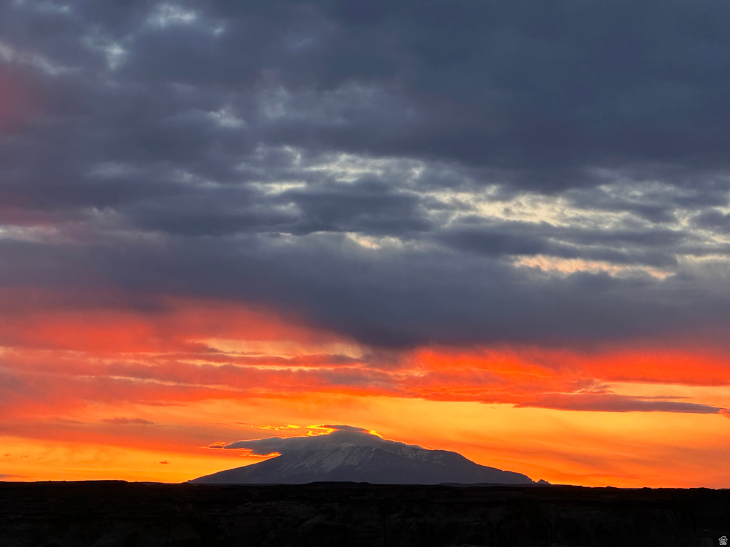 1095 E CANYON DR Big Water, UT 84741