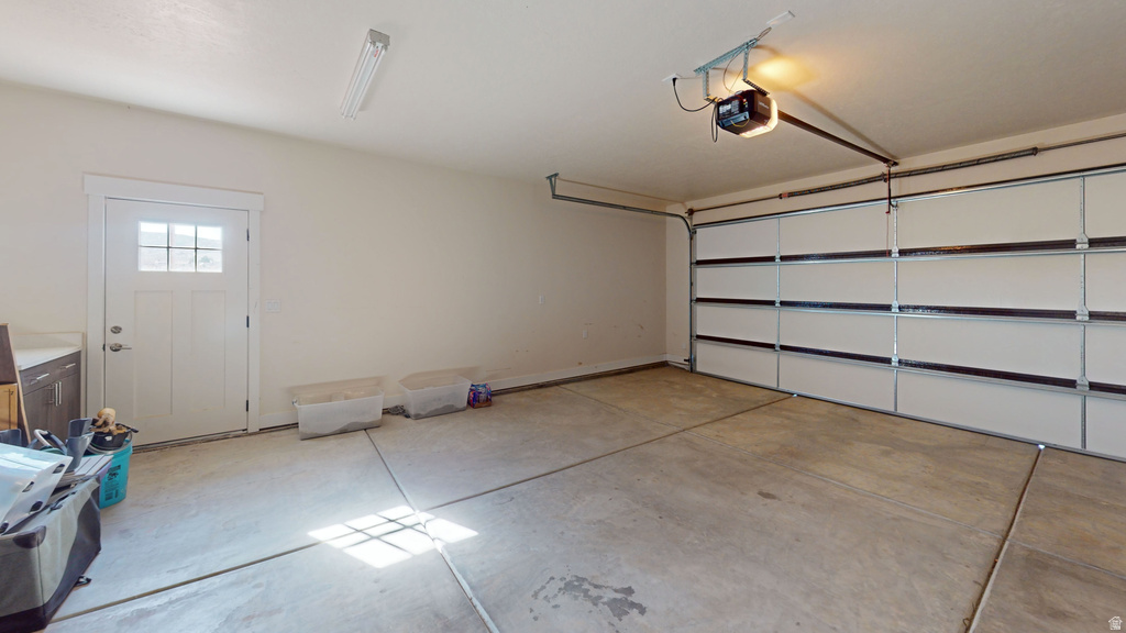 1095 E CANYON DR Big Water, UT 84741