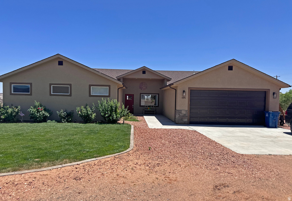 1095 E CANYON DR Big Water, UT 84741