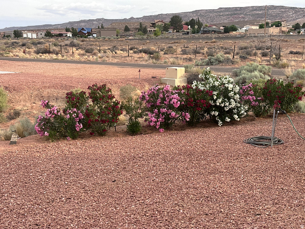 1095 E CANYON DR Big Water, UT 84741