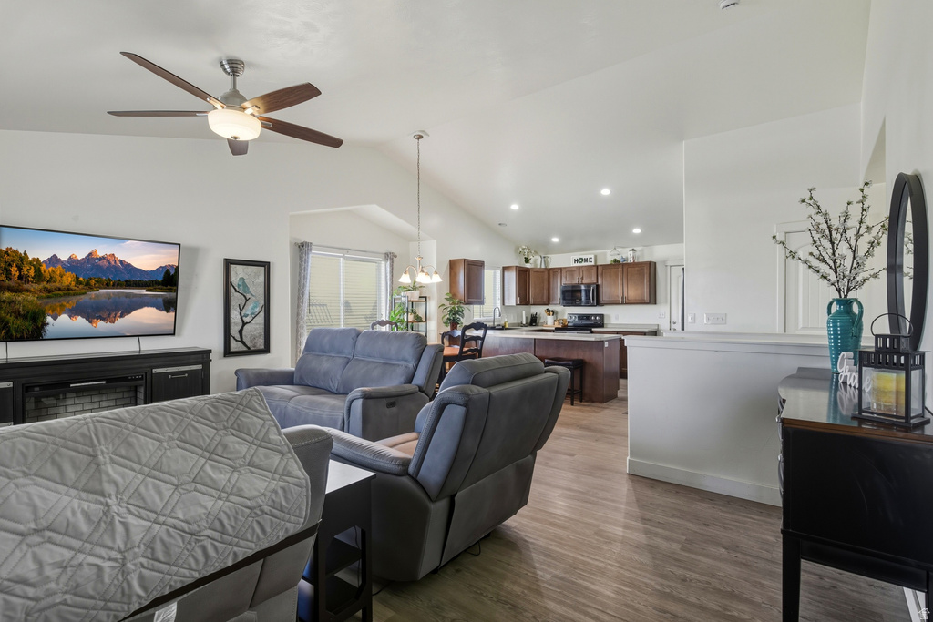 6563 W PEACEMAKER WAY Herriman, UT 84096