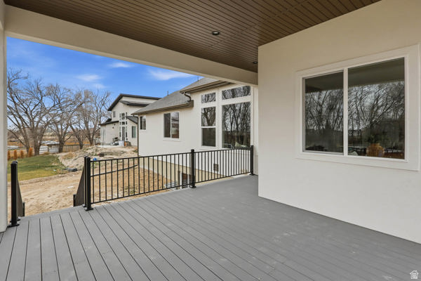 8035 N PARK LN #2 Lake Point, UT 84074