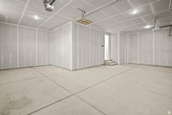 8035 N PARK LN #2 Lake Point, UT 84074