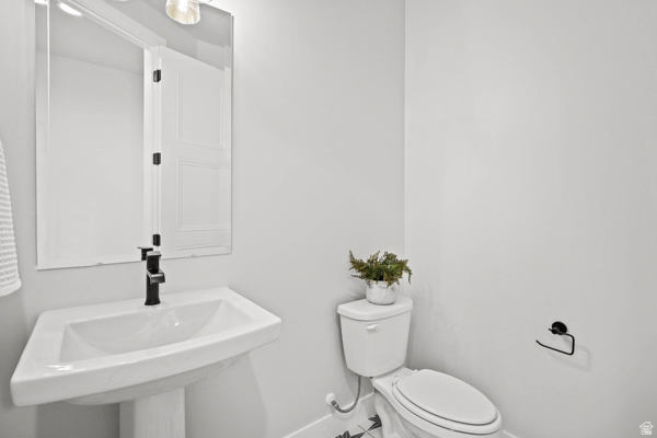 8035 N PARK LN #2 Lake Point, UT 84074