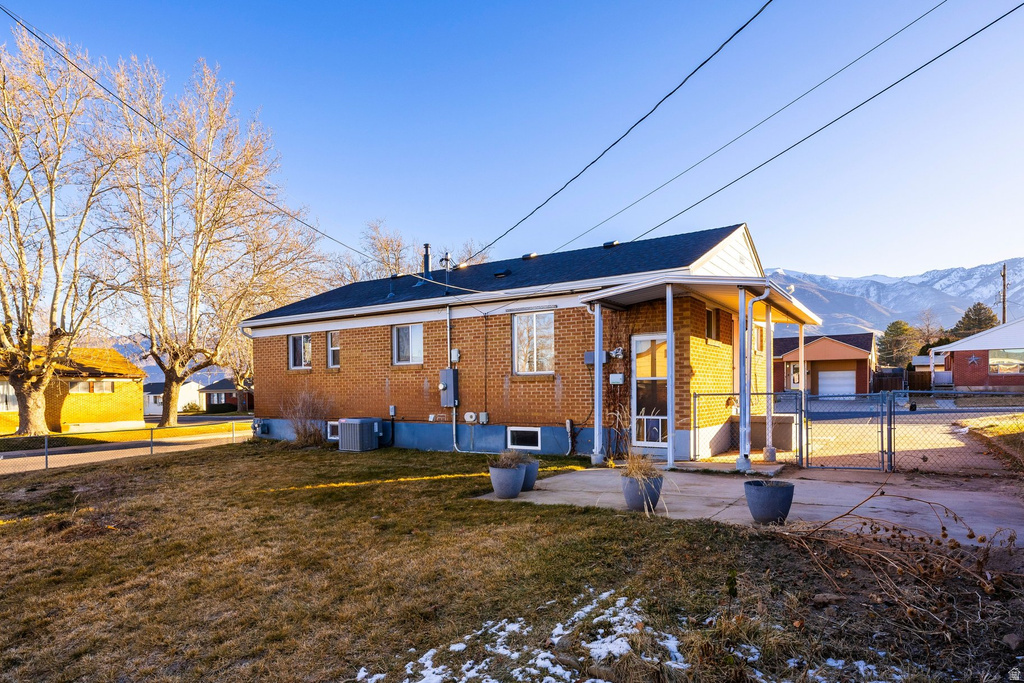 4579 S 375 E Washington Terrace, UT 84405