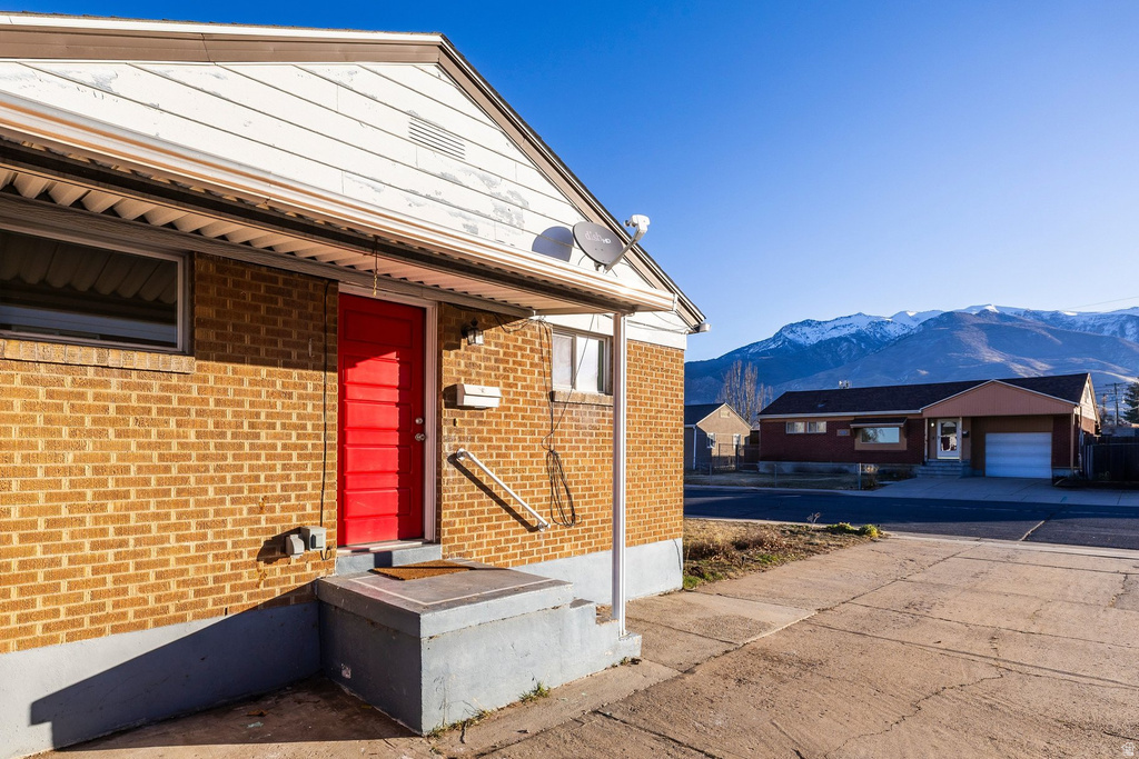 4579 S 375 E Washington Terrace, UT 84405