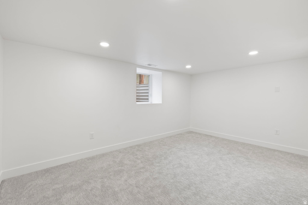 2558 E 3020 S Millcreek, UT 84109