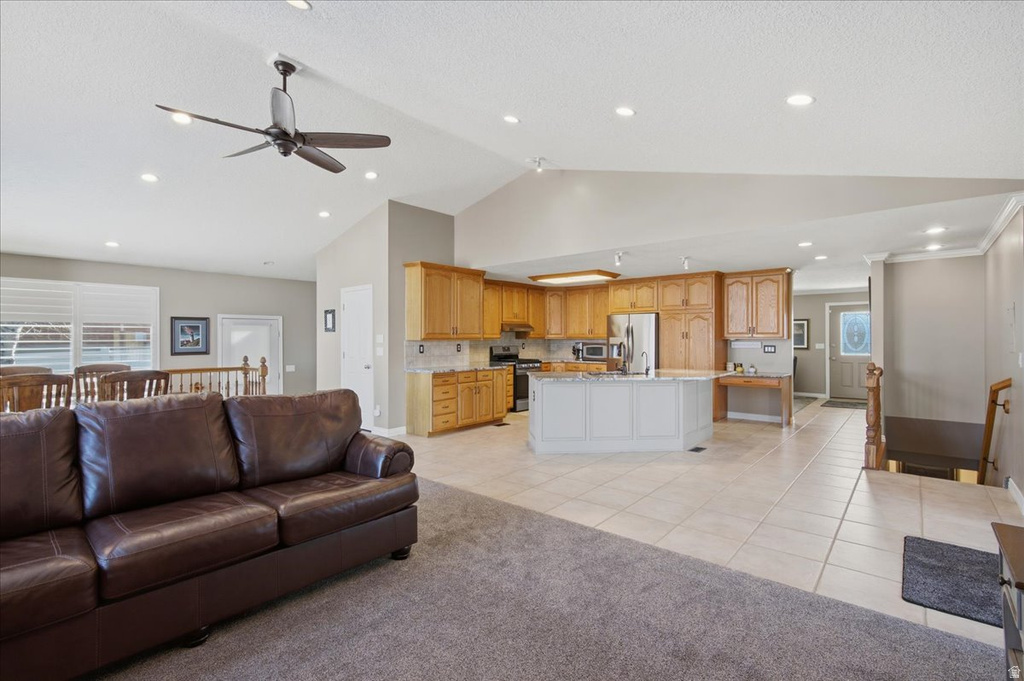 1627 E MULBERRY WAY Sandy, UT 84093