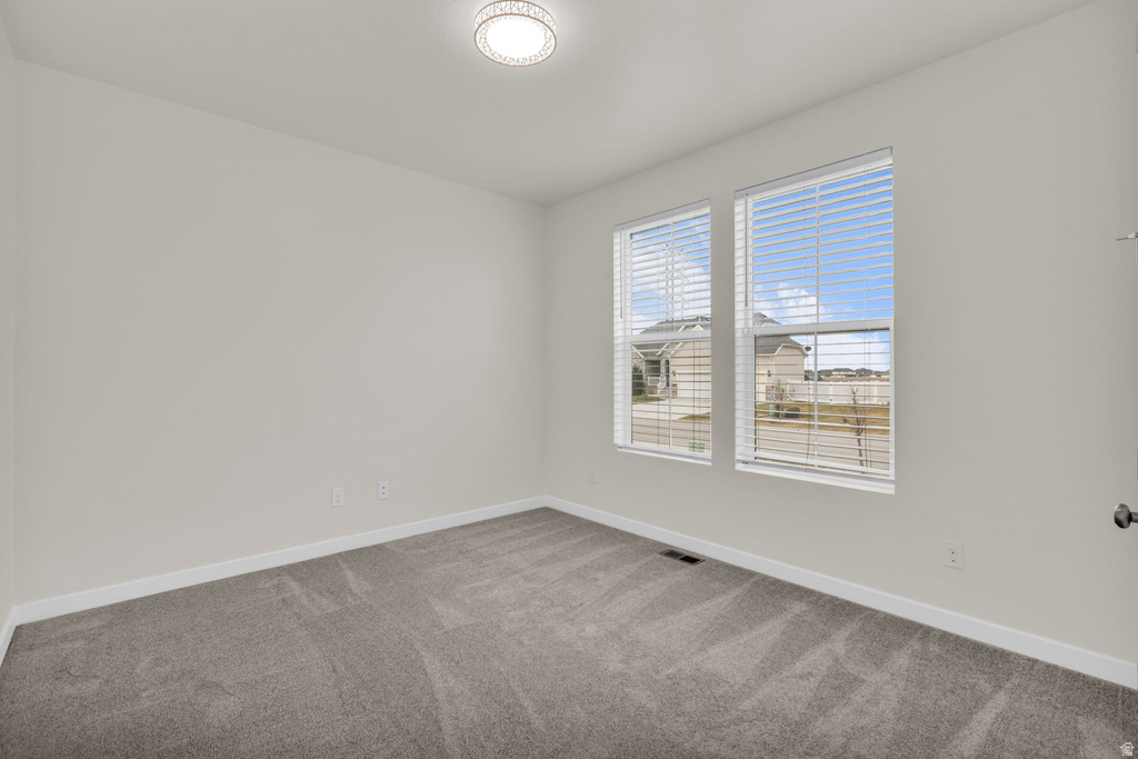 583 S ALBERTA SPRUCE DR Layton, UT 84041