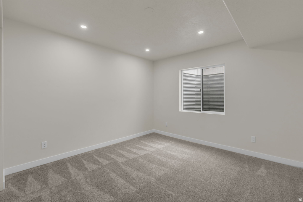 583 S ALBERTA SPRUCE DR Layton, UT 84041