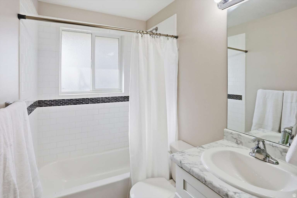 2025 E SOUTH WEBER DR South Weber, UT 84405