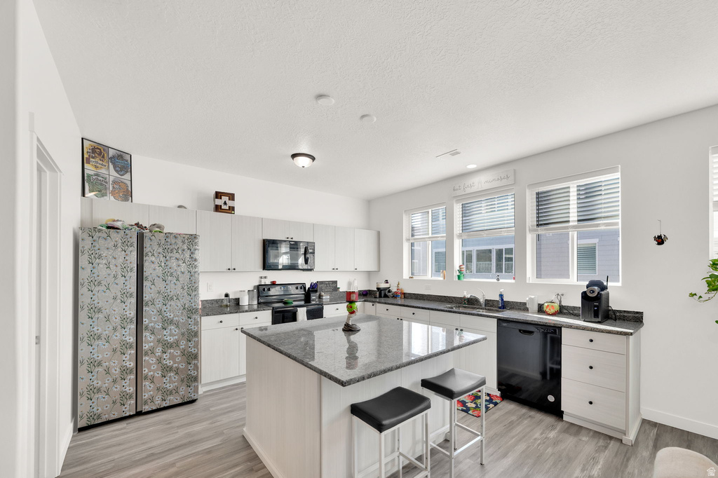 4693 W MIRAMONTE WAY Kearns, UT 84118