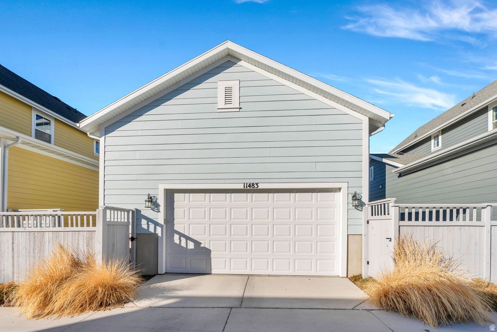 11483 S PROSPERITY RD South Jordan, UT 84009