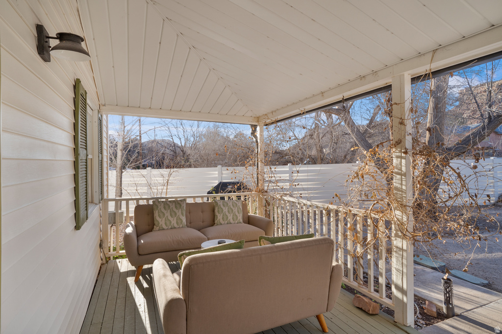 225 E MAIN ST Rockville, UT 84763