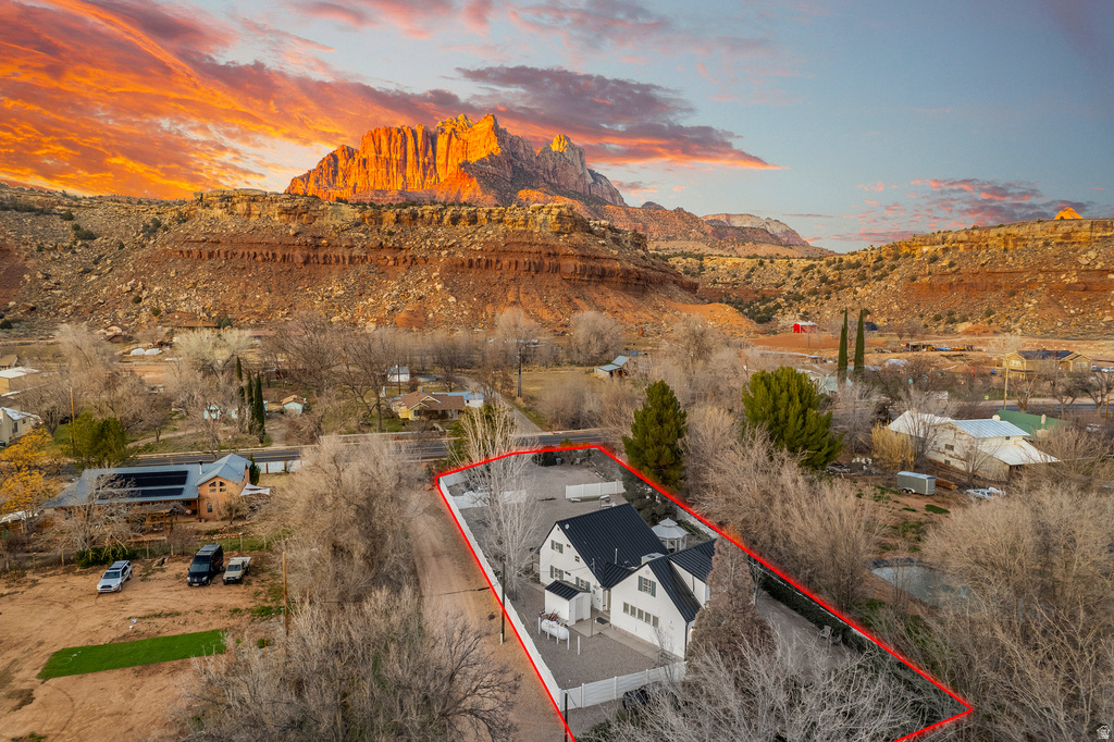 225 E MAIN ST Rockville, UT 84763