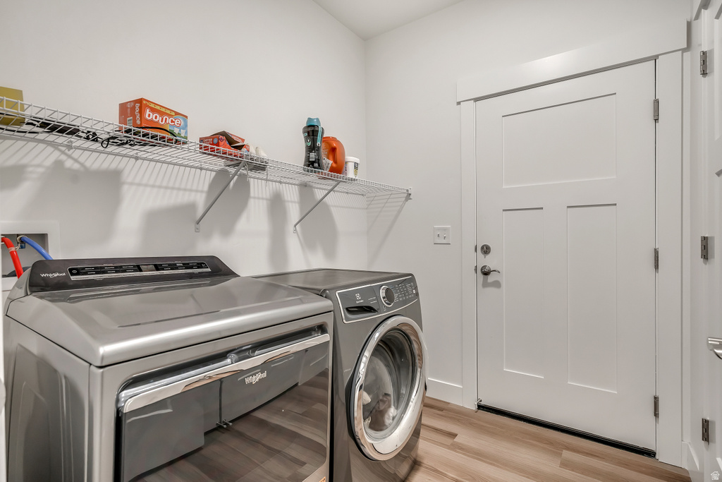 1787 N FESTIVE WAY #B101 Saratoga Springs, UT 84045