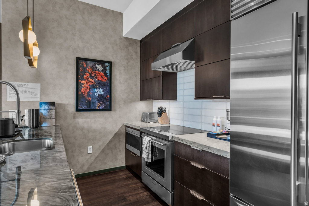 1400 E BLACK DESERT DR photo 3