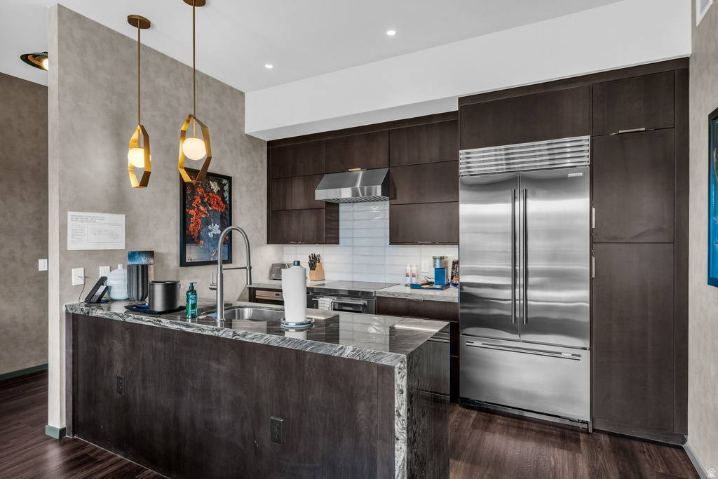 1400 E BLACK DESERT DR photo 4