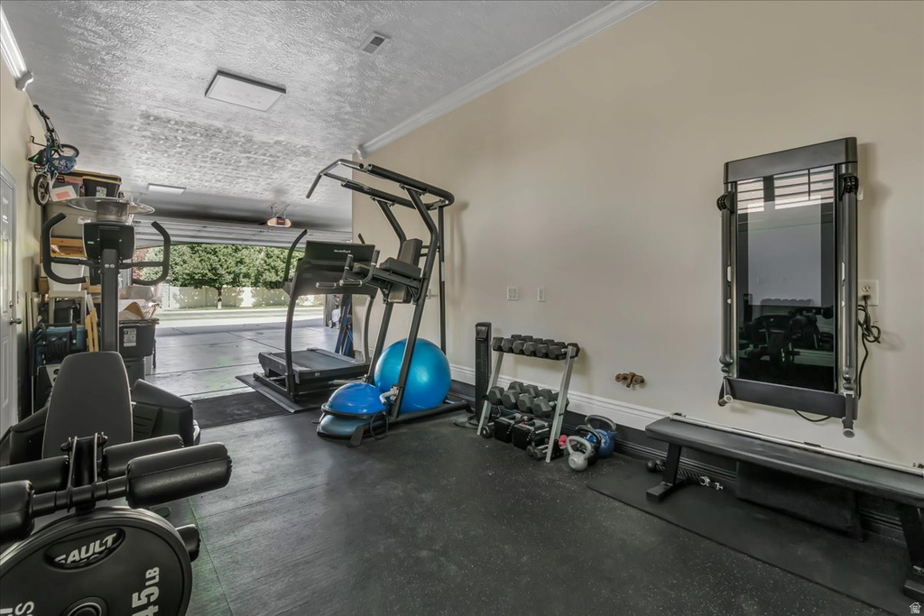 10605 S WILLOW VALLEY RD South Jordan, UT 84095