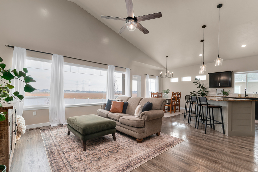 621 S SUGAR PINE DR Layton, UT 84041