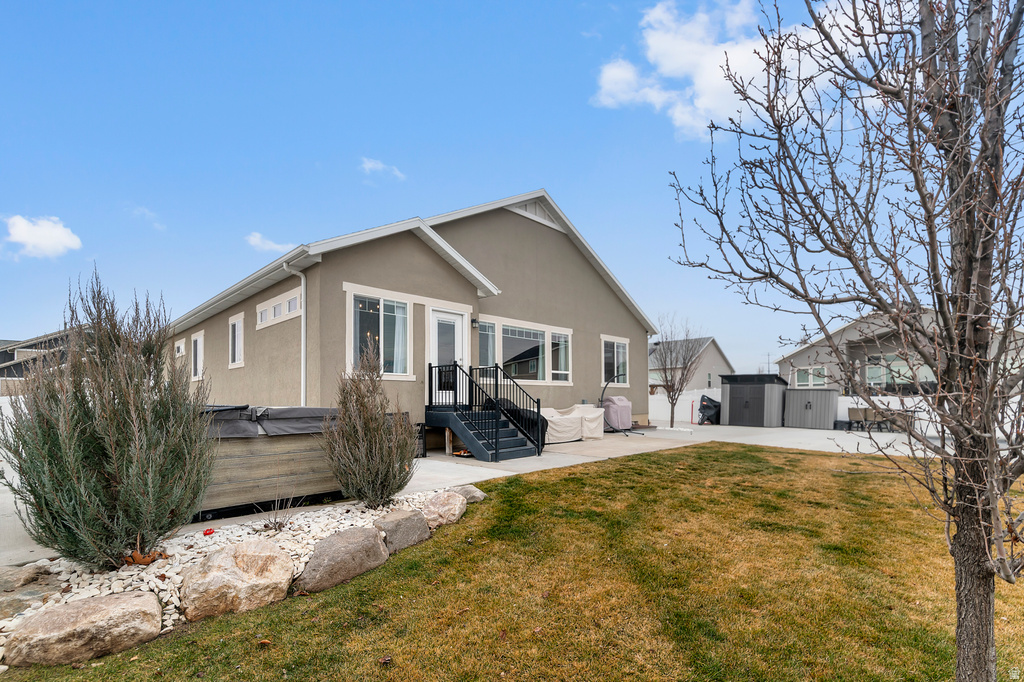 621 S SUGAR PINE DR Layton, UT 84041