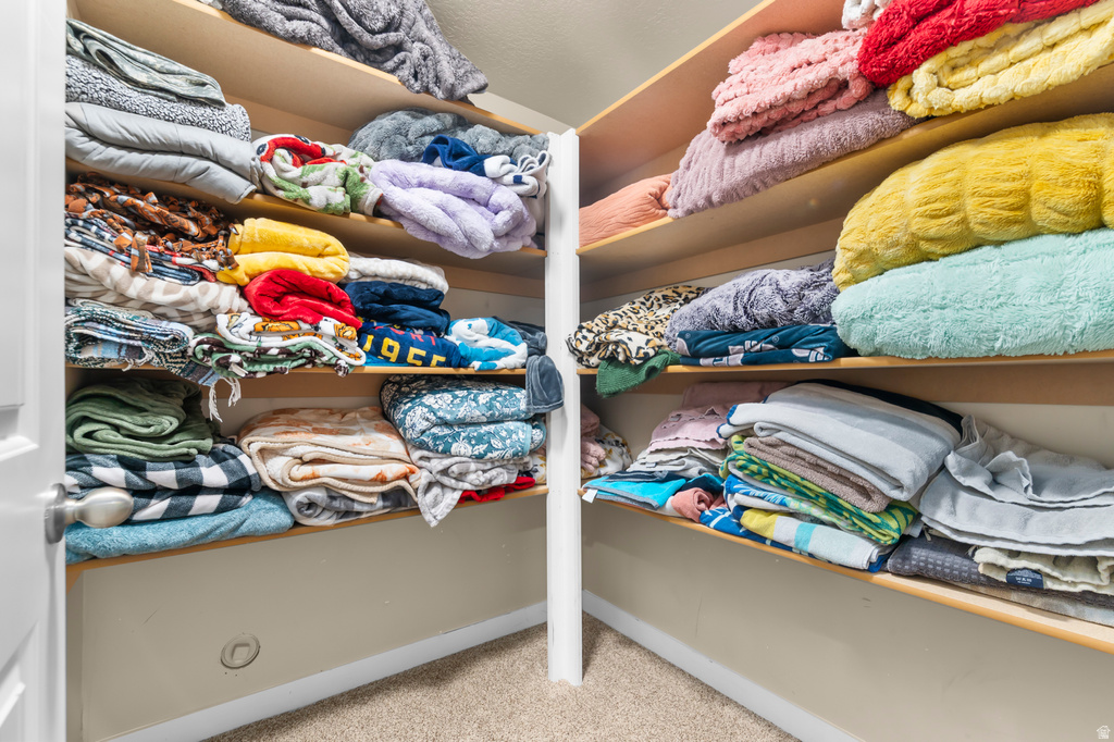 621 S SUGAR PINE DR Layton, UT 84041