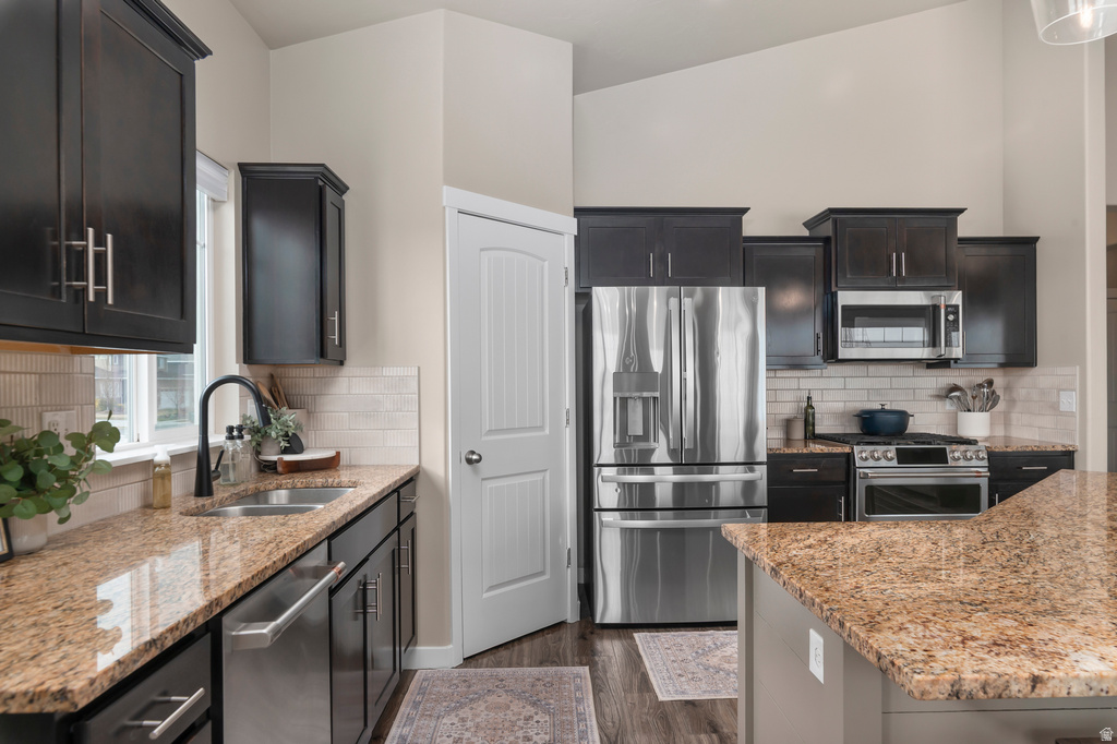 621 S SUGAR PINE DR Layton, UT 84041