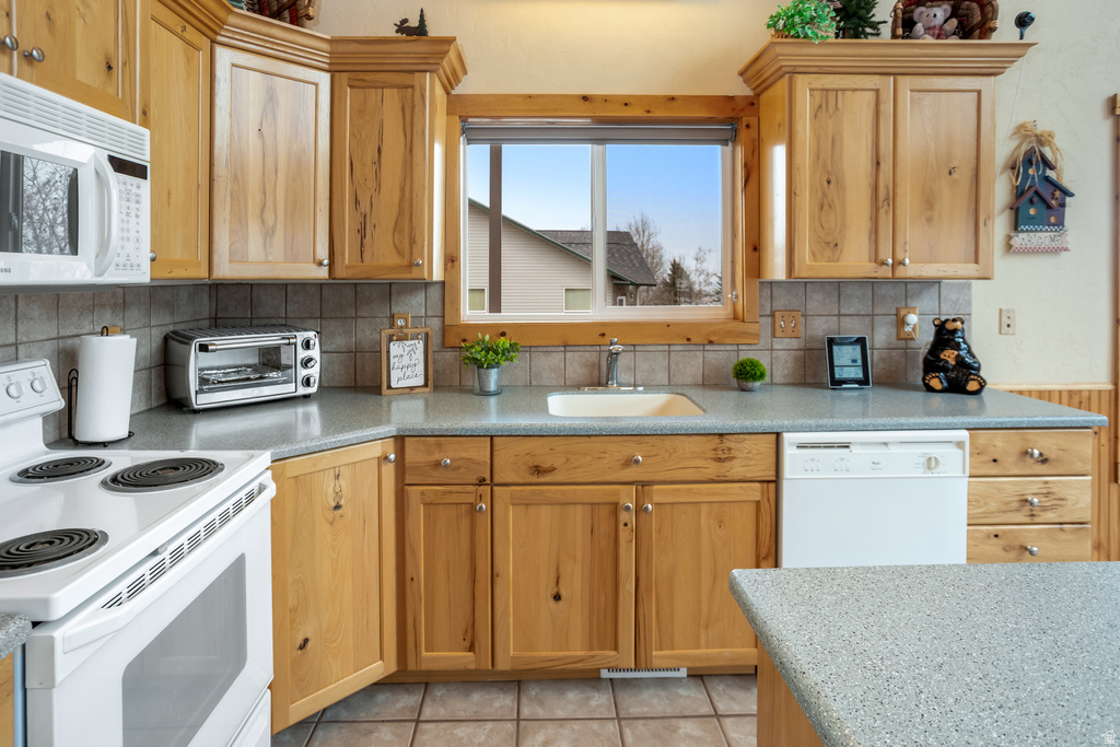 792 S SPRUCE DR Garden City, UT 84028