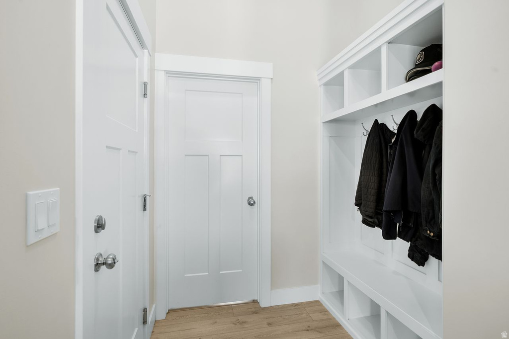 6710 W 10125 N Tremonton, UT 84337