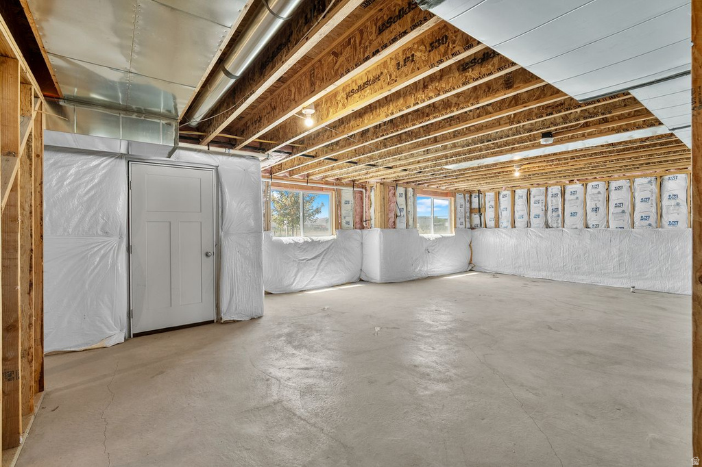 6710 W 10125 N Tremonton, UT 84337