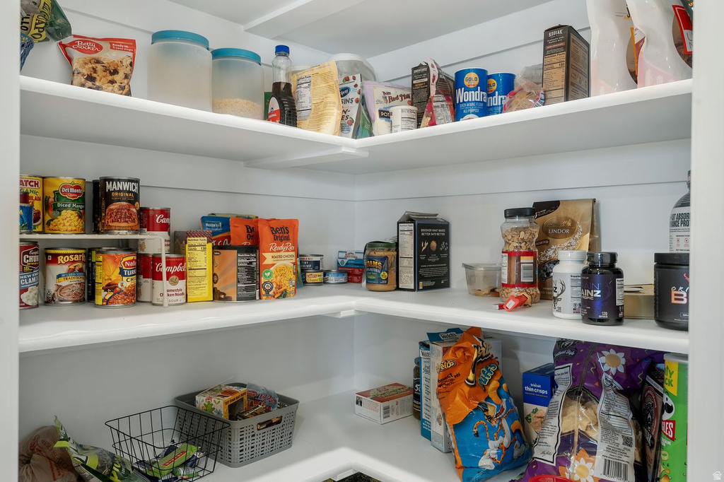 6710 W 10125 N Tremonton, UT 84337