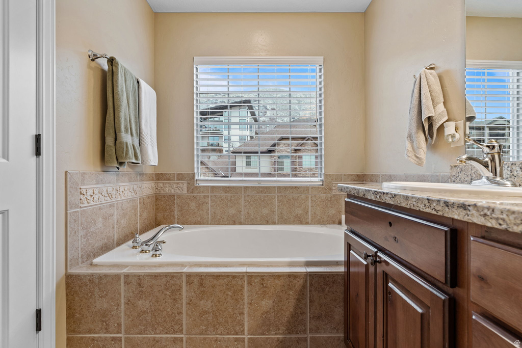 327 E NECHATEL DR Draper, UT 84020