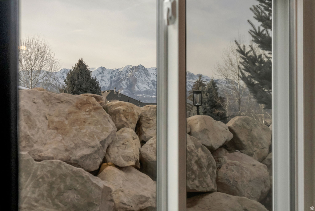 3421 SPRING CIR Mountain Green, UT 84050