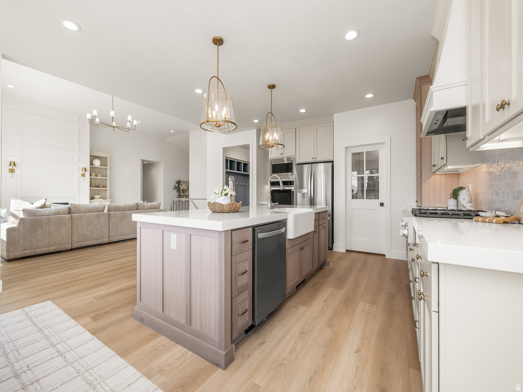 1554 S 920 E Salem, UT 84653