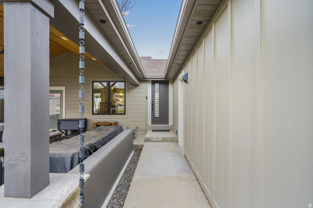 3042 S 2520 E Millcreek, UT 84109