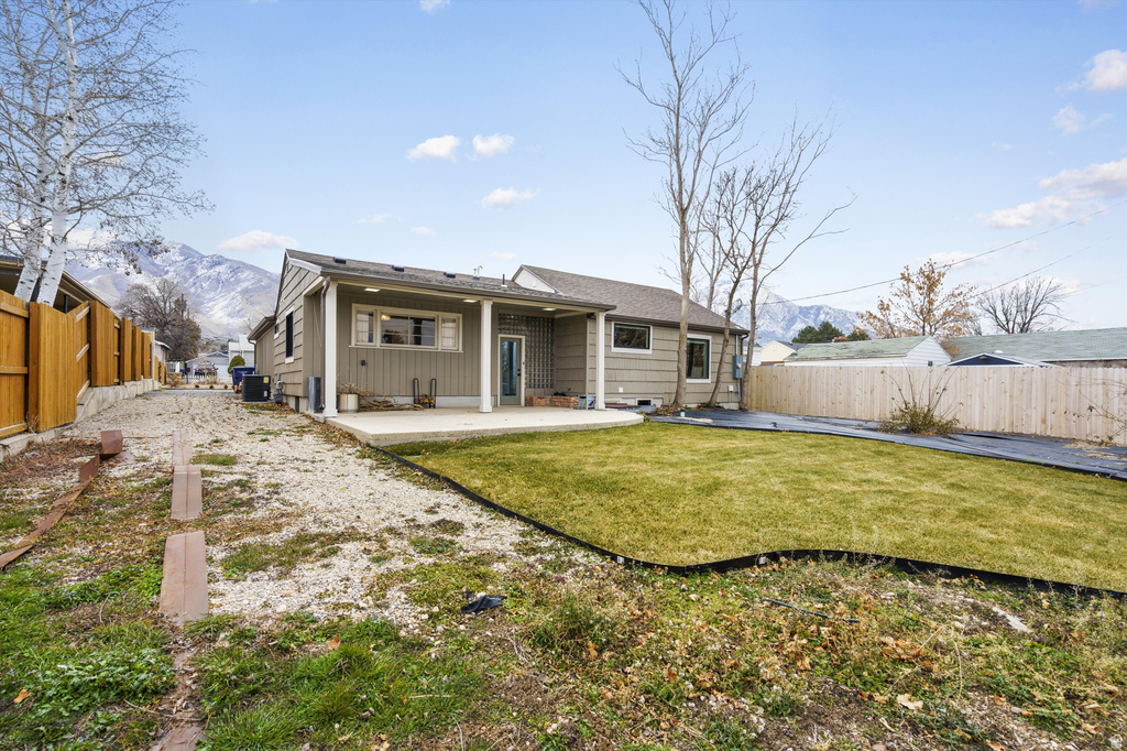 3042 S 2520 E Millcreek, UT 84109