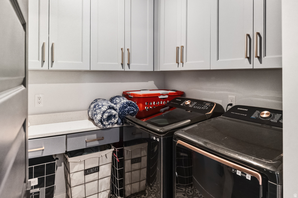 13599 S WHITE PONY RD Herriman, UT 84096