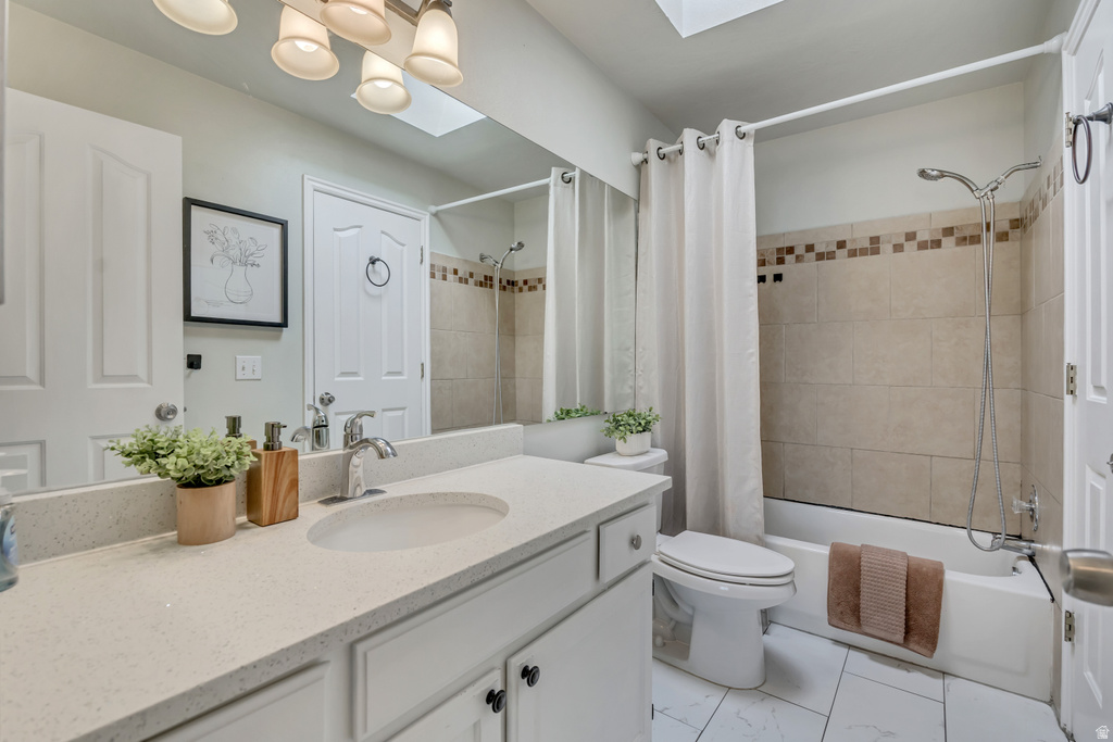 5899 W CAPE COD DR West Valley City, UT 84128