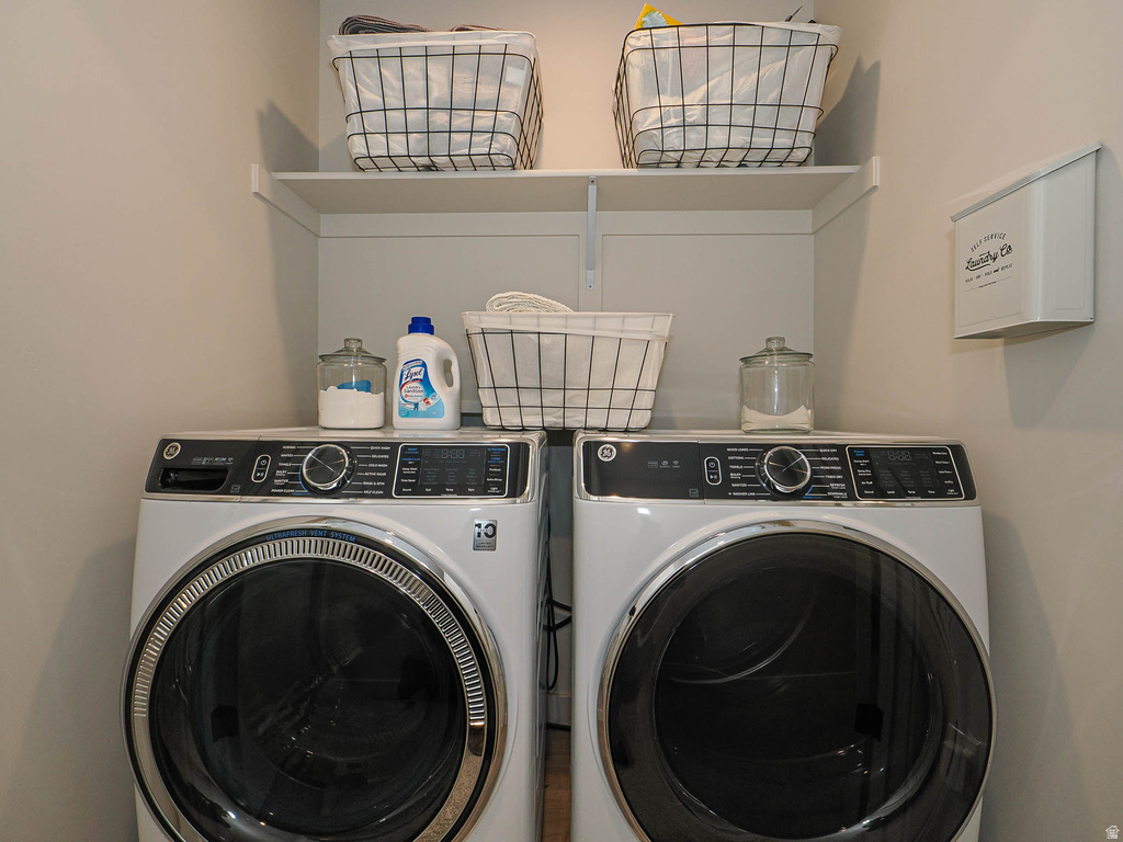 2061 N CHIANTI ST Saratoga Springs, UT 84045