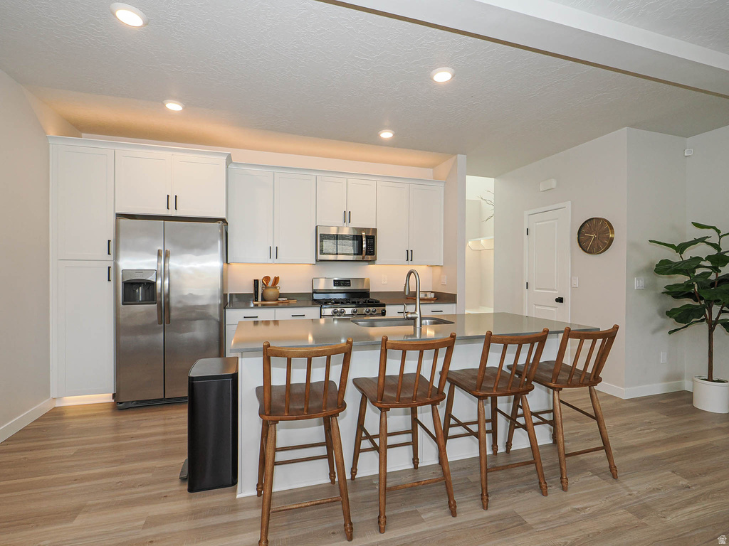 2061 N CHIANTI ST Saratoga Springs, UT 84045