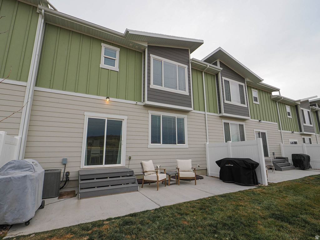 2061 N CHIANTI ST Saratoga Springs, UT 84045