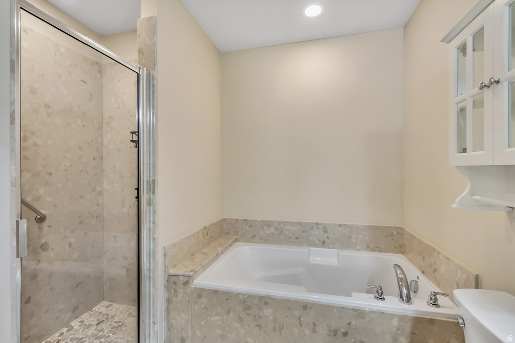 7956 S FARM HOUSE LN Midvale, UT 84047