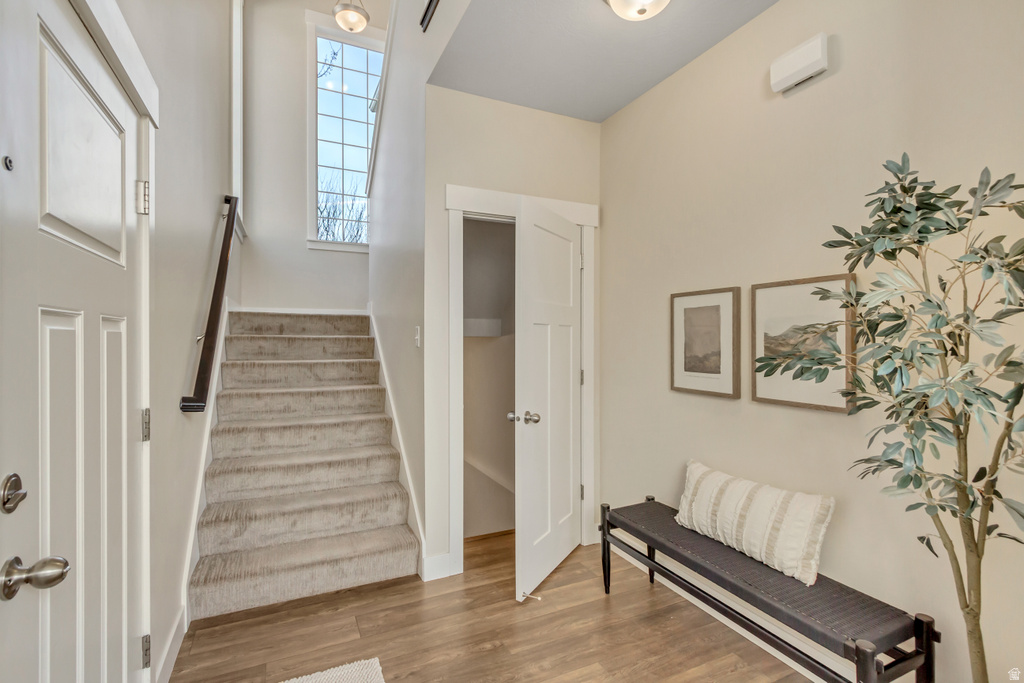 7956 S FARM HOUSE LN Midvale, UT 84047