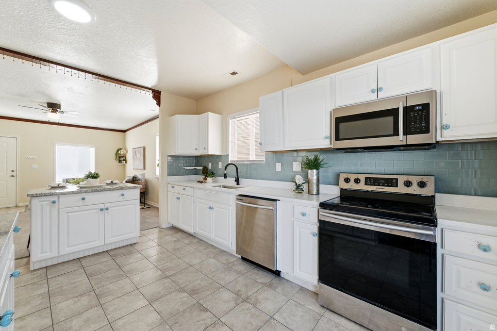 2864 S 9050 W Magna, UT 84044